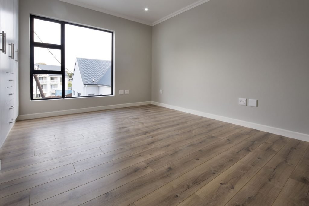 Ilgaz – Flooring Warehouse
